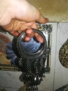 Bohemian Leaf & Bell Dangle Bangle Set