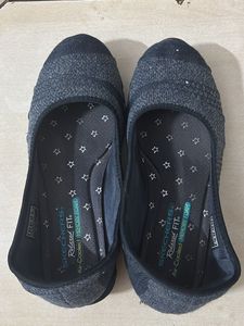Skechers Women's Dark Grey Flats
