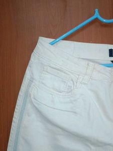 Cream Colored Pants with Side Stripe