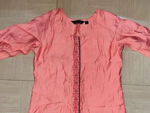 Elegant Peach Kurta with Embroidery