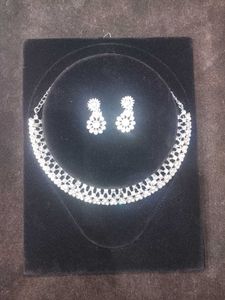 Sparkling Cubic Zirconia Necklace &amp; Earrings Set