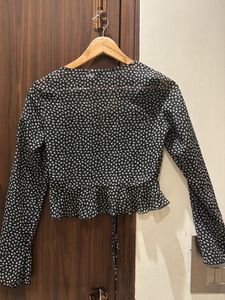 Chic Black &amp; White Ditsy Print Blouse