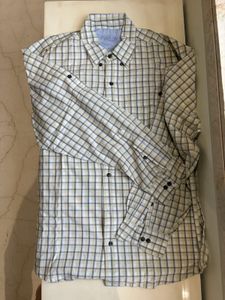 Men's Plaid Button-Down Shirt