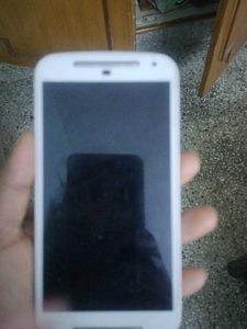 White Smartphone.... not working