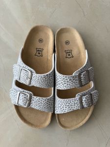 Stylish Leopard Print Slippers, EU38, UK5, new
