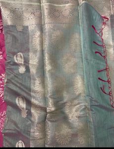 Elegant Blue Saree with Intricate Weaving