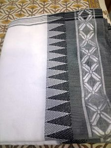 White Saree with weaving Geometric Border