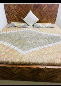 Tie And Dye King Size Badsheet For Sale