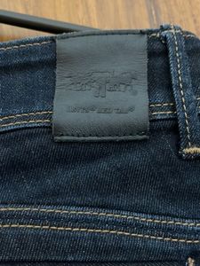 Levi’s Dark blue Capri/Bermuda