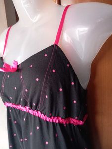 Cute Black &amp; Pink Polka Dot Nightdress