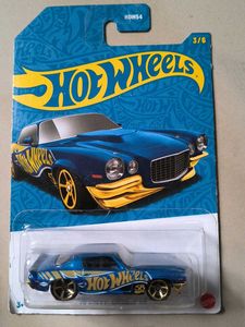 Hotwheels 58th anniversary with chase stingray