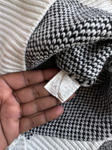 Houndstooth Pattern Sweater
