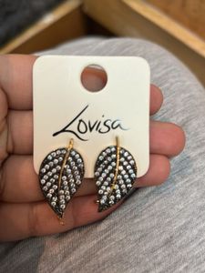 Lovisa Earring-Buy One-150/ Buy2- 100each/buy4-400