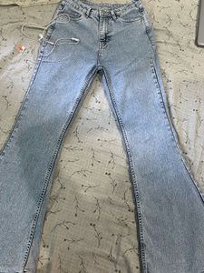 BOOT CUT Light Wash Wide Leg Jeans