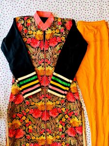 Beautiful Embroidered Kurta Set
