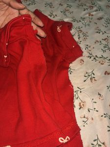 Red Bow Print Collared Top