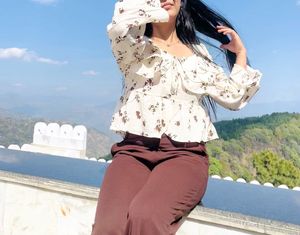 Vintage flared beige top