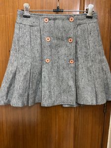 Korean Pleated Mini Skirt with front slit