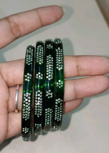 Beautiful Kangan Set