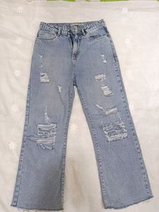 AKA CHIC JEANS