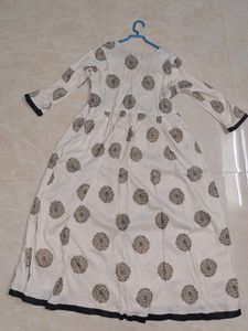 Anarkali Kurta/ A-line Elegant Ivory Printed