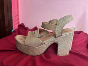 Sparkling Platform Heels (EU 38 / UK 5)