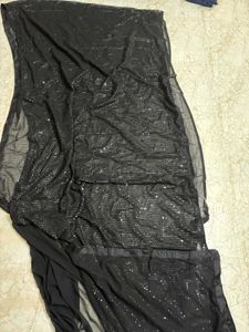 Elegant Black Sequin Saree...