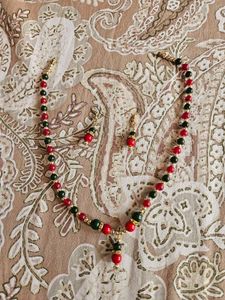 New Beaded Necklace and Earrings Set