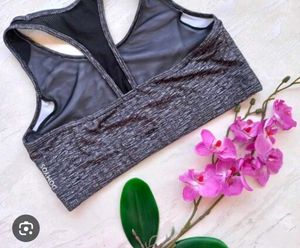 very beautiful Sports Bra with tighty