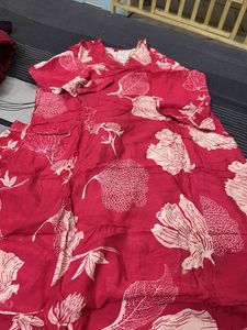 Vibrant Pink Kurta with Leaf Print