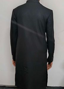 URGENT SALE ! Elegant Embroidered Black sherwani