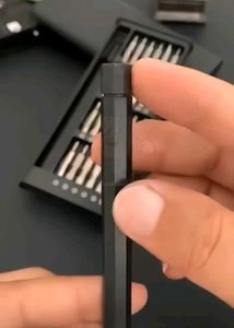 24 in 1 Precision Screwdriver Set