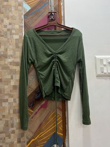Green Ruched V-Neck Long Sleeve Top