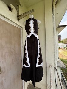 Elegant Black &amp; White two piece suit