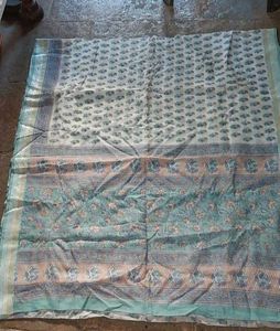 Vintage Floral Print Cotton Saree