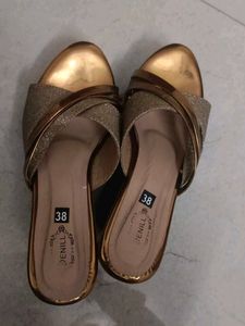 Elegant Jenill Gold Heels