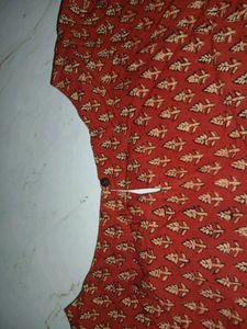 Elegant Red Printed Kurta good as new