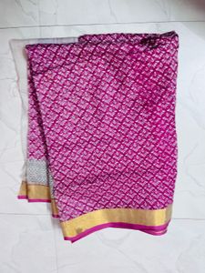 Elegant Paisley Print Saree