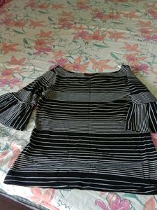 Beautiful And Trendy Girls Top