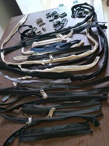 combo 39 Assorted Zippers and Buckles