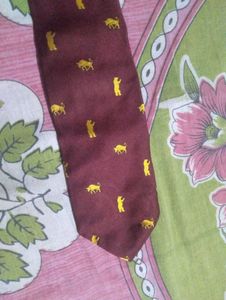 Burgundy Patterned Tie
