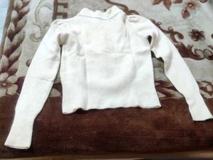 Button-Down Knit Top woollen