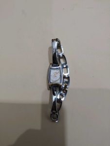 Elegant Women's Bangle Watch