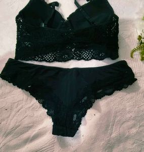 Black Lace H&amp;m brallete with brief 👍