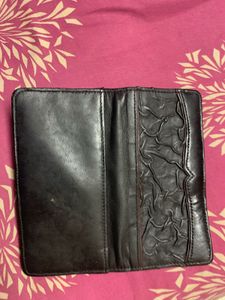 Stylish Black Textured Wallet