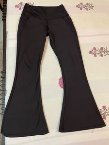 Black Flared Yoga Pants