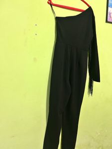 Chic Black One-Sleeve Fringe Jumpsuit
