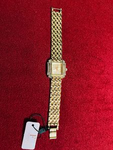 Branded Watch New With Tag 😍❤️
