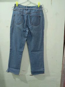 Light Wash Distressed Hem Jeans