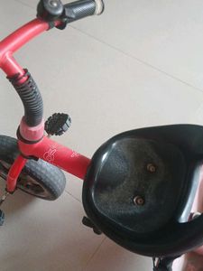 Kids tricycle